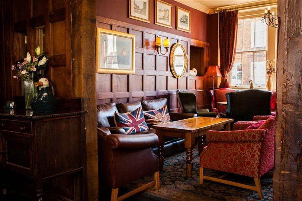 Staines-upon-Thames The Swan Hotel מראה חיצוני תמונה
